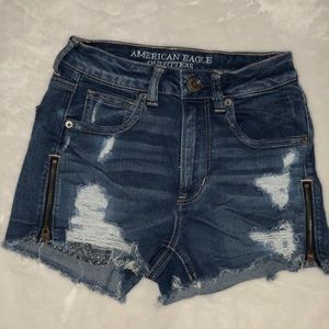 Super cute high waisted American Eagle shorts